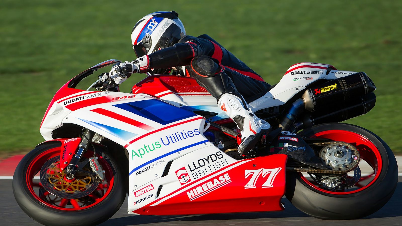 圖片說明文字(Caption/Alt Text)是用來描述圖片內容的文字,幫助使用者理解圖片涵義